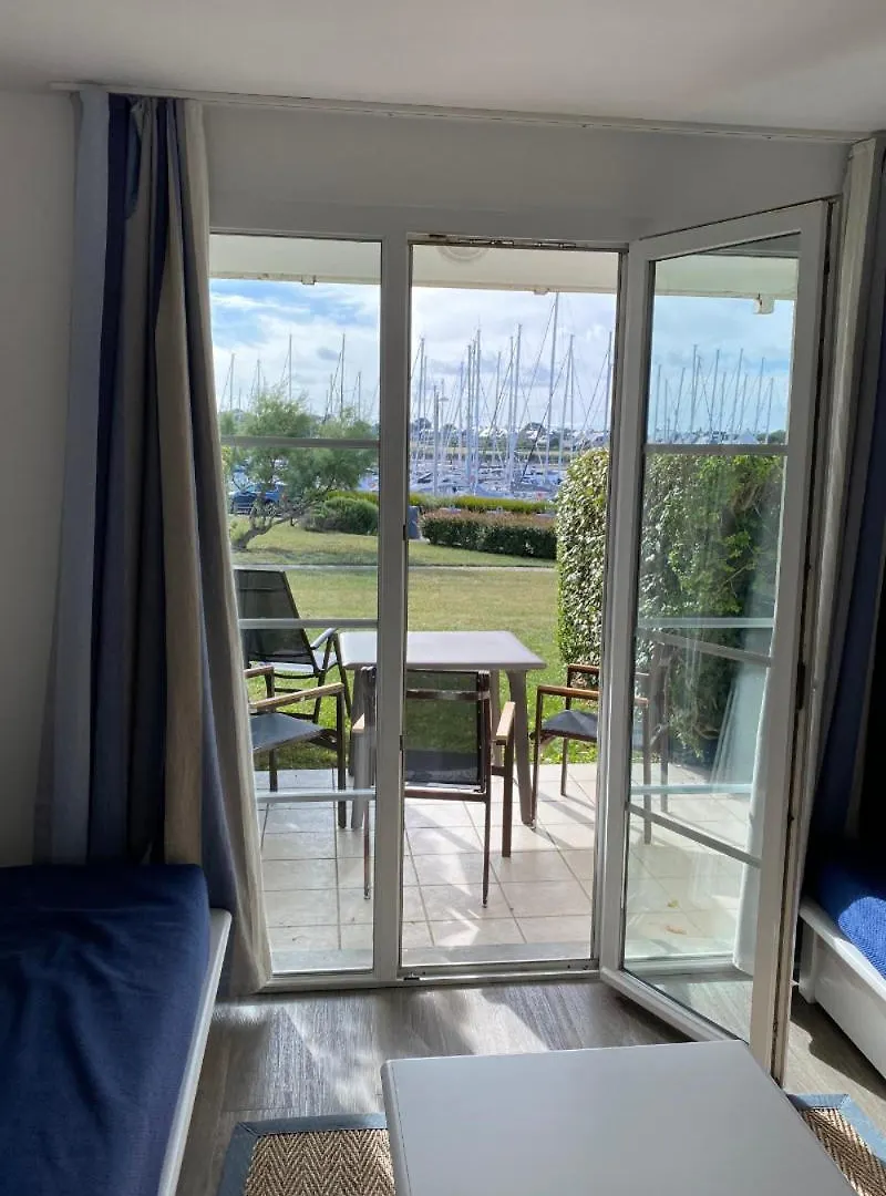 Appartement A21 Arzon Apartment