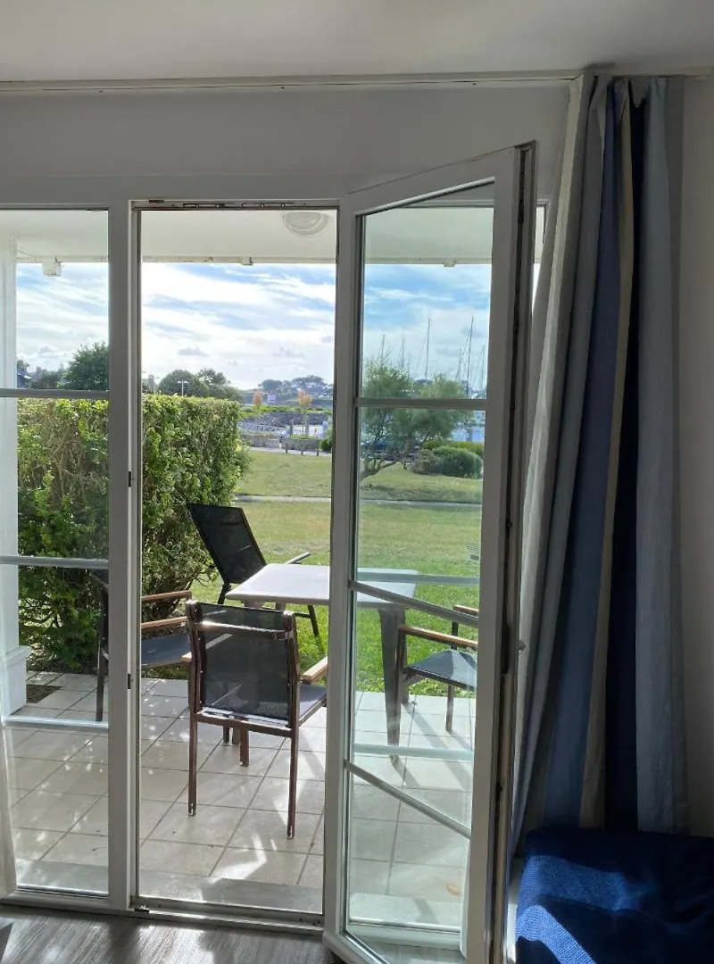 Appartement A21 Arzon Apartment